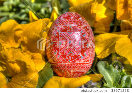Easter egg Easter egg 38671258