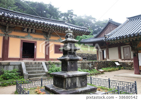 Eyeseo寺的三層石塔，Mongjeongsa寺，Cheonduk山，安東市，Gyeongbuk 38680542