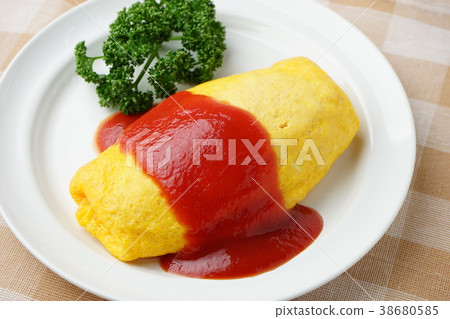Omelette rice  38680585