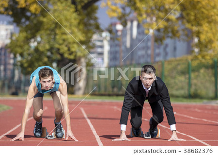 Business metaphore of staying ahead, winning in Business metaphore of staying ahead, winning in 38682376