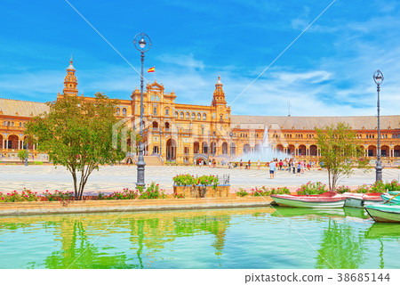 Square of the Spain is a square in the Maria Luisa 38685144