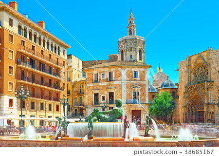Valencia Fountain Rio Turia on Square  38685167
