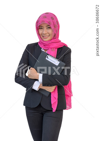 Arab businesswoman isolated background  38686672