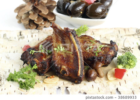 Spicy pork ribs 38689933