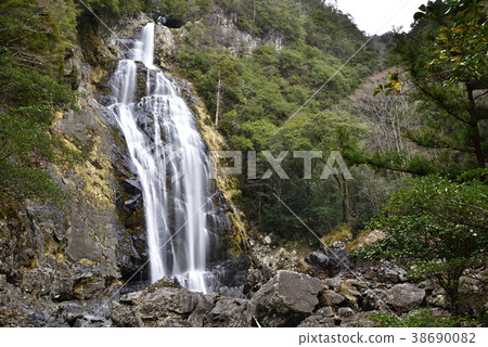 Senhiro Falls (Yoshino-gun, Nara Prefecture) 38690082