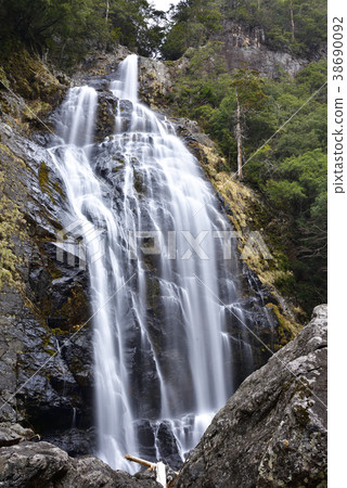 Senhiro Falls (Yoshino-gun, Nara Prefecture) 38690092