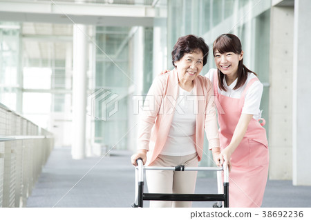 Care senior woman hospital helper carer Care senior woman hospital helper carer 38692236