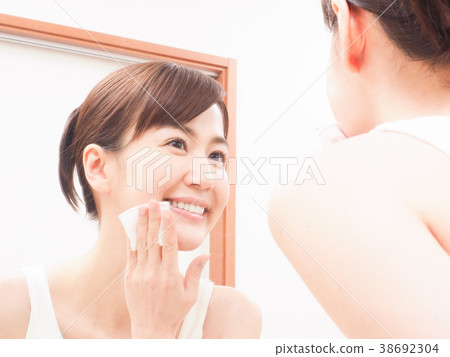 Female skin care 38692304