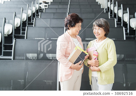 Lifelong learning university senior women culture school 38692516