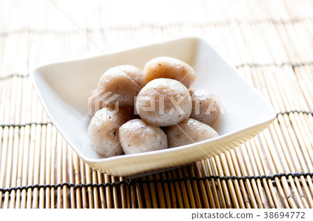 Raw potato konnyaku 38694772