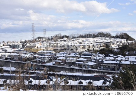 Residential area in the suburbs 38695700