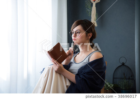 Lifestyle women Lifestyle women 38696017