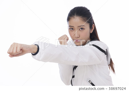 Young woman fitness lifestyle 38697024