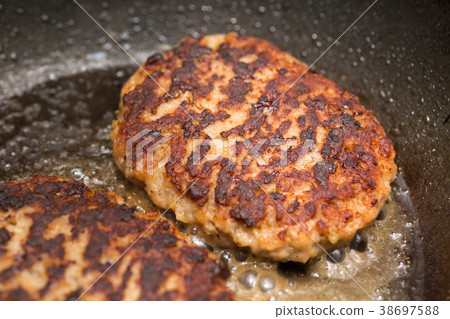 漢堡包   38697588