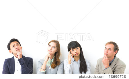 有疑惑的人 有疑惑的人 38699728