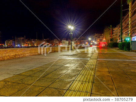 Athens. Port of Piraeus. 38705279