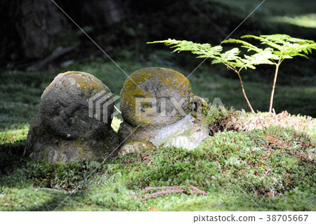 Oirhara sannenjin no yaru jizo Oirhara sannenjin no yaru jizo 38705667