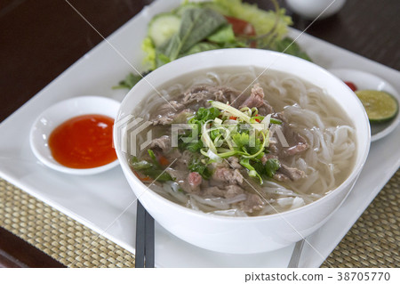 Vietnamese noodle dish Four 38705770