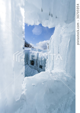 Lake Shikotsu Ice Festival 38705954
