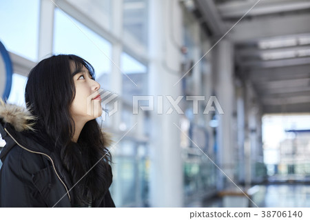 Travel, station, college student, korean 38706140