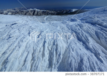 Yamagata Zao's Tree Icefield 38707171