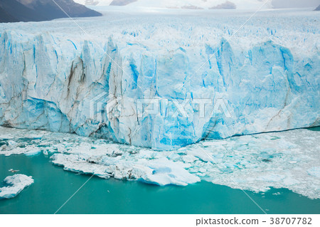 Glacier Perito Moreno, southeast of Argentina 38707782