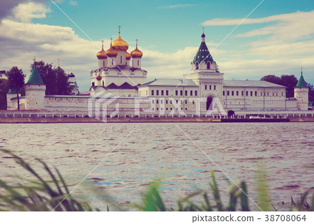 Male Ipatievsky Monastery at cloudy day in Kostroma, Russia Male Ipatievsky Monastery at cloudy day in Kostroma, Russia 38708064