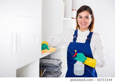 Female cleaner at work 38713144