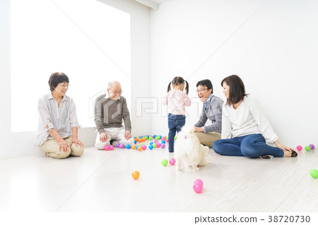 Good friend family 38720730