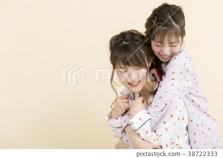 Women in pajamas Women in pajamas 38722333