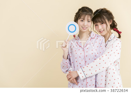 Women who decide Women who decide 38722634