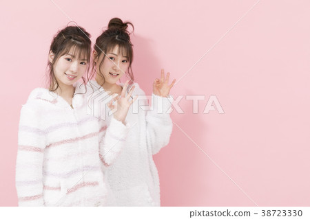 Women in pajamas Women in pajamas 38723330