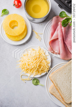 Ingredients for making grilled hawaii toast 38726432