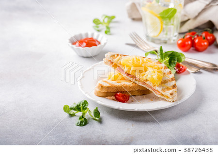 Sandwich with pineapple, 38726438