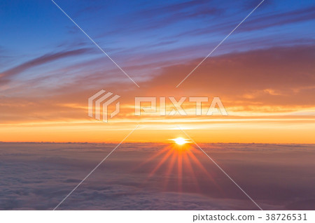 Beautiful sunrise seen from the top of Mount Fuji 38726531