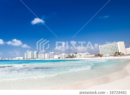 Caribbean sandy beach Caribbean sandy beach 38728481
