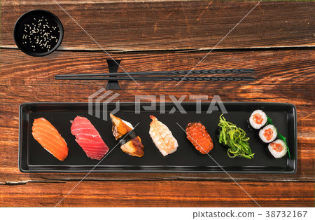 mixed sushi set - japanese food mixed sushi set - japanese food 38732167