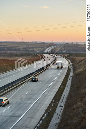 Highway with low traffic 38750923