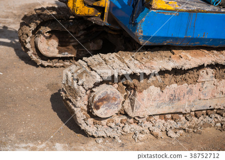 Parts of the Makro at construction site Parts of the Makro at construction site 38752712