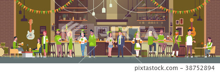 Party For St. Patricks Day In Irish Pub Or Bar 38752894