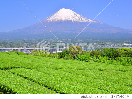 從Iwamoto-6760山的春天風景 38754009