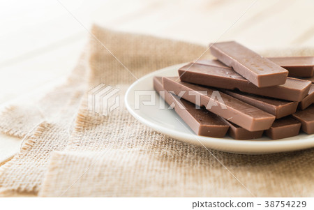 chocolate bars 38754229