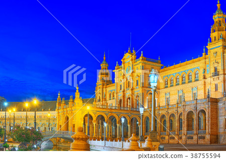 Spain Square (Plaza de Espana) Spain Square (Plaza de Espana) 38755594