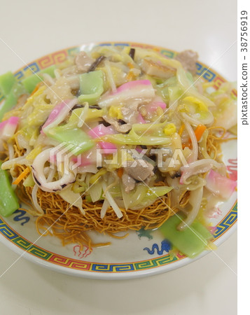 Nagasaki specialty "dish udon" 38756919