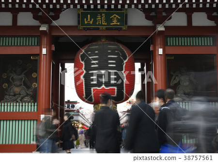 Tokyo cityscape in Japan, Sensoji Temple, Kaminarimon Tokyo cityscape in Japan, Sensoji Temple, Kaminarimon 38757561