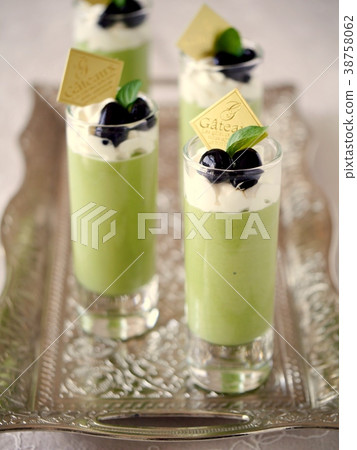 Matcha Bavaro銀托盤（垂直位置） 38758062