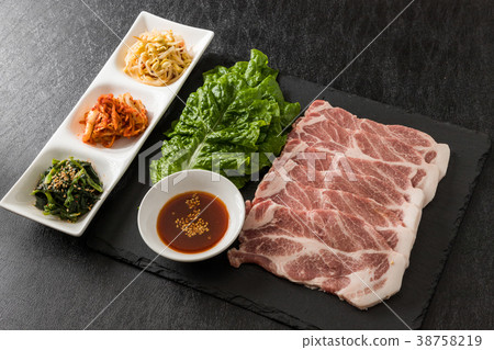 Samgypsal Korean BBQ Barbecue of Korean pork (samgyeopsal) Samgypsal Korean BBQ Barbecue of Korean pork (samgyeopsal) 38758219