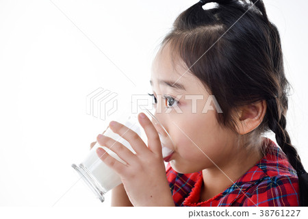 Children, milk Children, milk 38761227