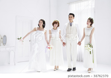 Wedding bride woman marriage bridal 38762370