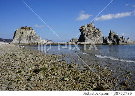 Jodogahama in early spring Jodogahama in early spring 38762789